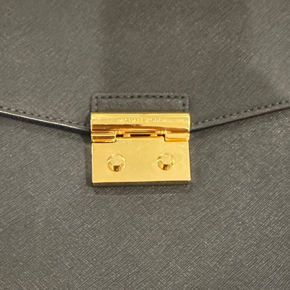 Michael Kors Essex Saffiano Leather Business Briefcase Bag in Admiral Blue - Picture 2 of 5